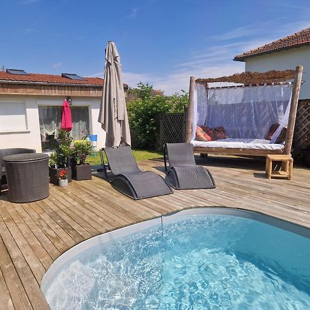 La Serenite Balinaise, Chambre Et Sdb Privee, Jardin , Piscine Et Jacuzzi En Saison, Pres De Chantilly, Parc Asterix Et Cdg Et Paris En 20' Orry-La-Ville Exterior photo