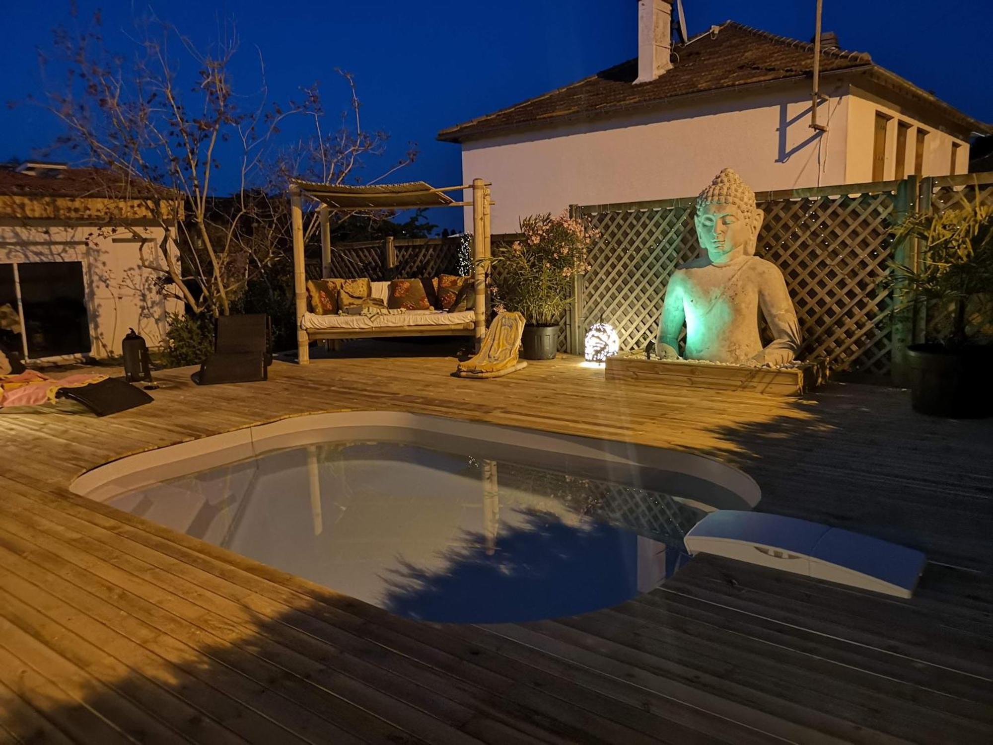 La Serenite Balinaise, Chambre Et Sdb Privee, Jardin , Piscine Et Jacuzzi En Saison, Pres De Chantilly, Parc Asterix Et Cdg Et Paris En 20' Orry-La-Ville Exterior photo
