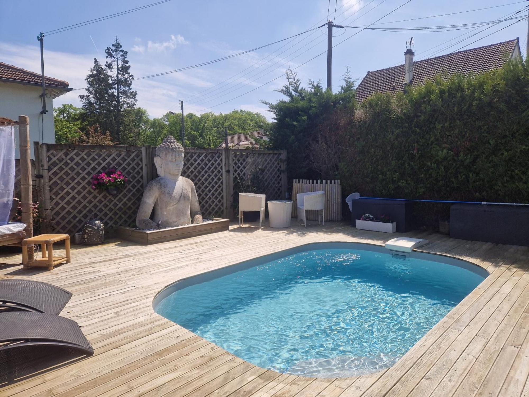 La Serenite Balinaise, Chambre Et Sdb Privee, Jardin , Piscine Et Jacuzzi En Saison, Pres De Chantilly, Parc Asterix Et Cdg Et Paris En 20' Orry-La-Ville Exterior photo