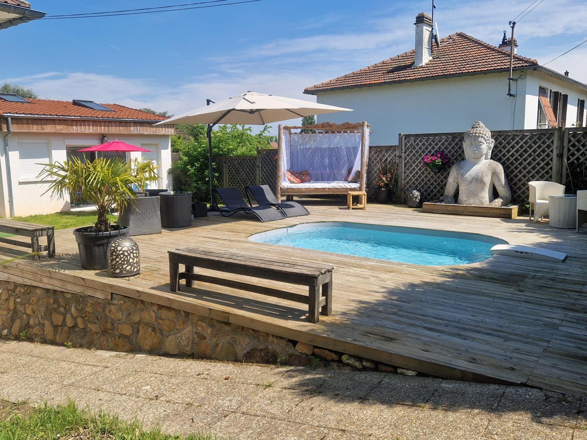 La Serenite Balinaise, Chambre Et Sdb Privee, Jardin , Piscine Et Jacuzzi En Saison, Pres De Chantilly, Parc Asterix Et Cdg Et Paris En 20' Orry-La-Ville Exterior photo